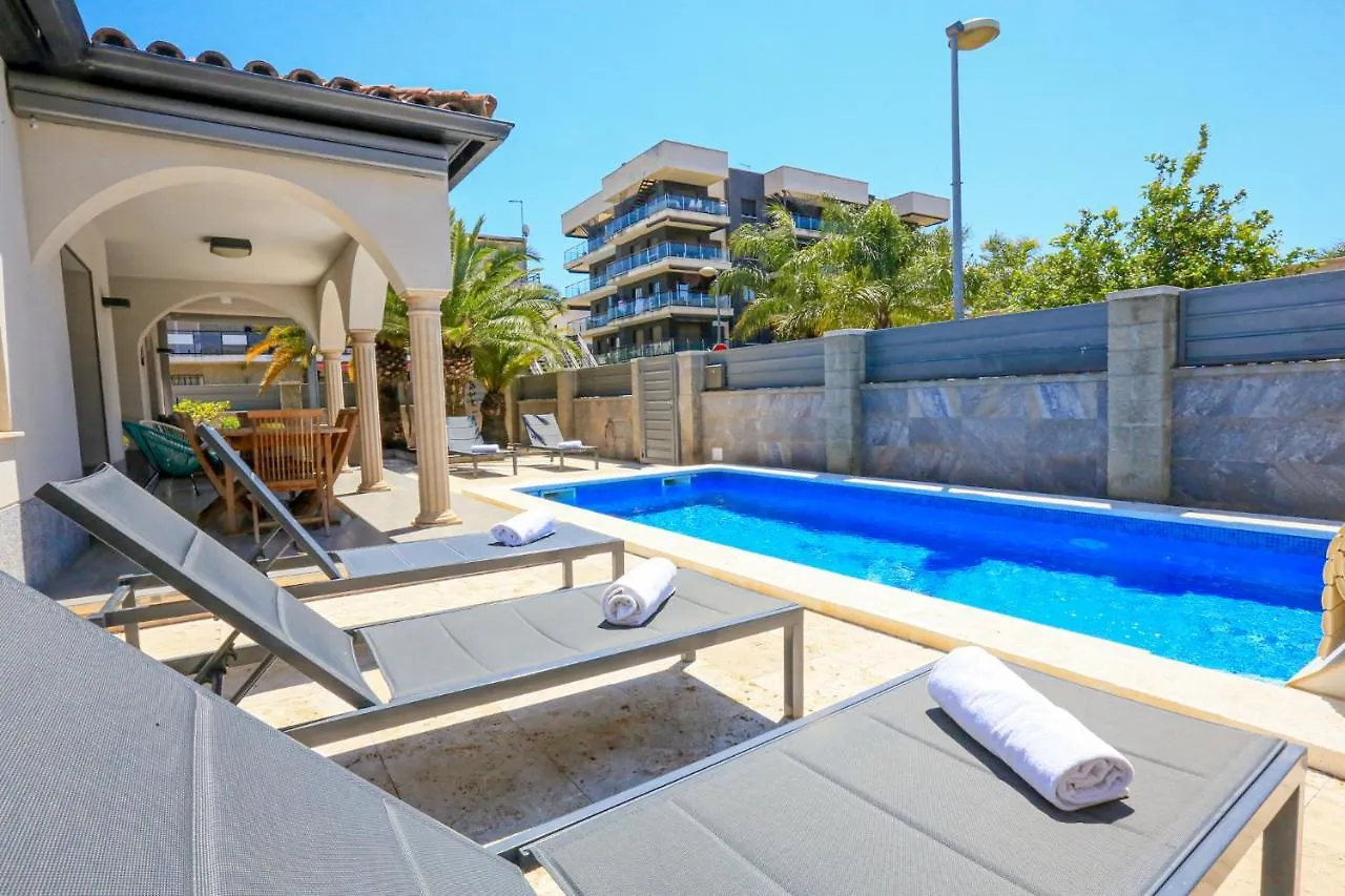 Villa Hidalgo Only Families Cambrils