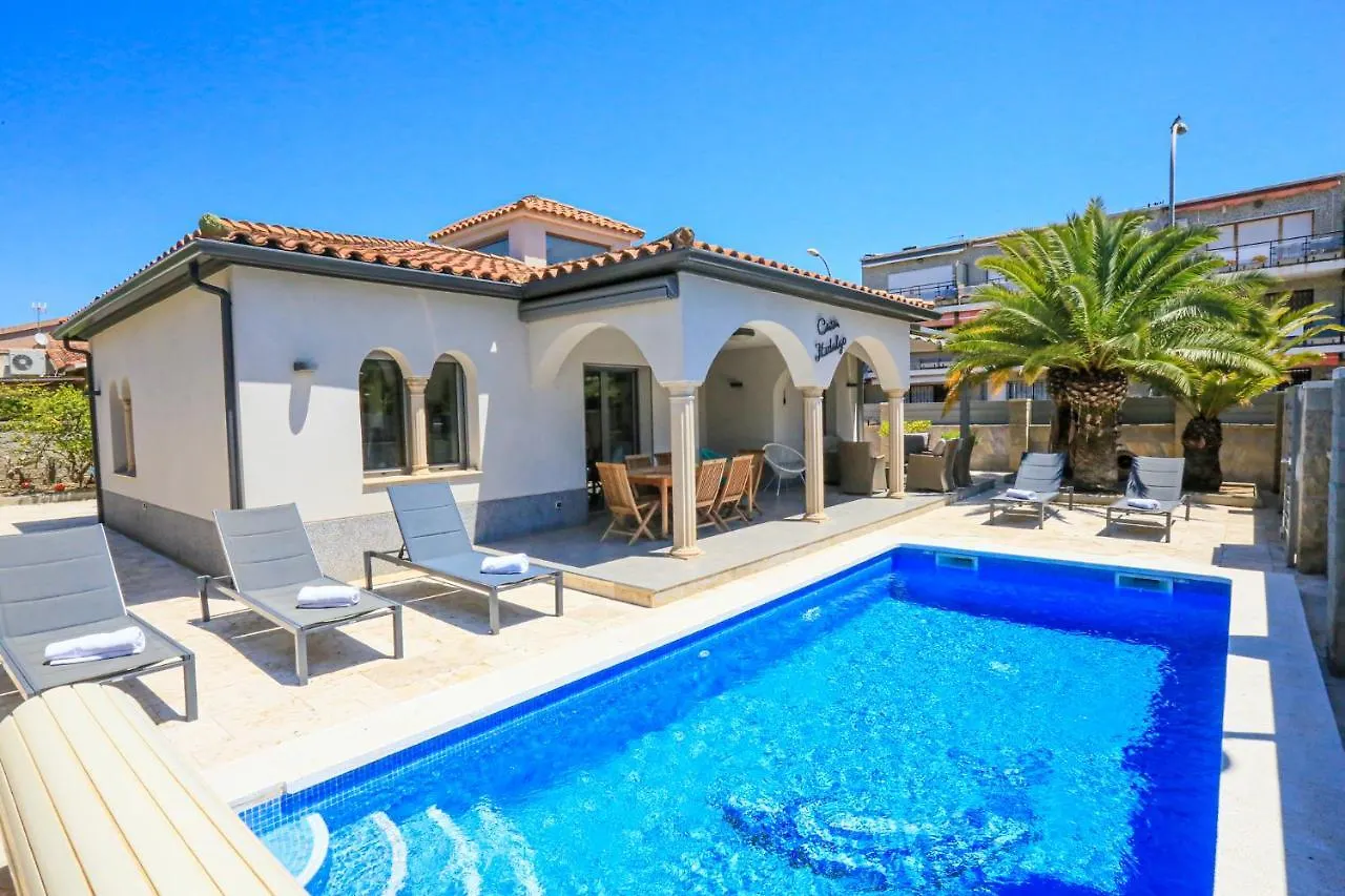 Villa Hidalgo Only Families Cambrils